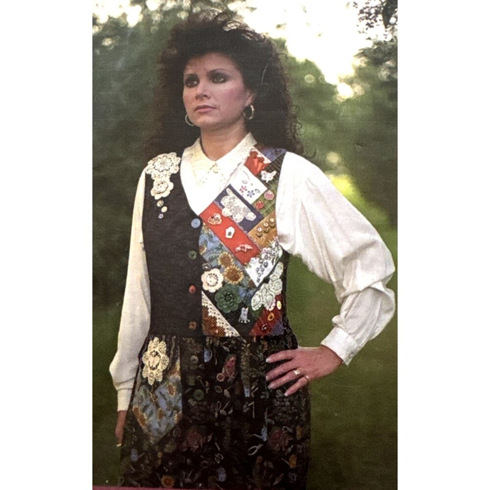 Vtg Quilted Patchwork Jumper Dress Uncut Sew Pattern Size 8-Plus 22 cottagecore